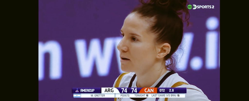 Que grande torneo hizo la selección femenina! 
El partido de ayer contra Canadá realmente mostró el nivel y progreso que está teniendo nuestro Basquet. 
Los árbitros no dejaron que estemos en el podio.
Una lastima...