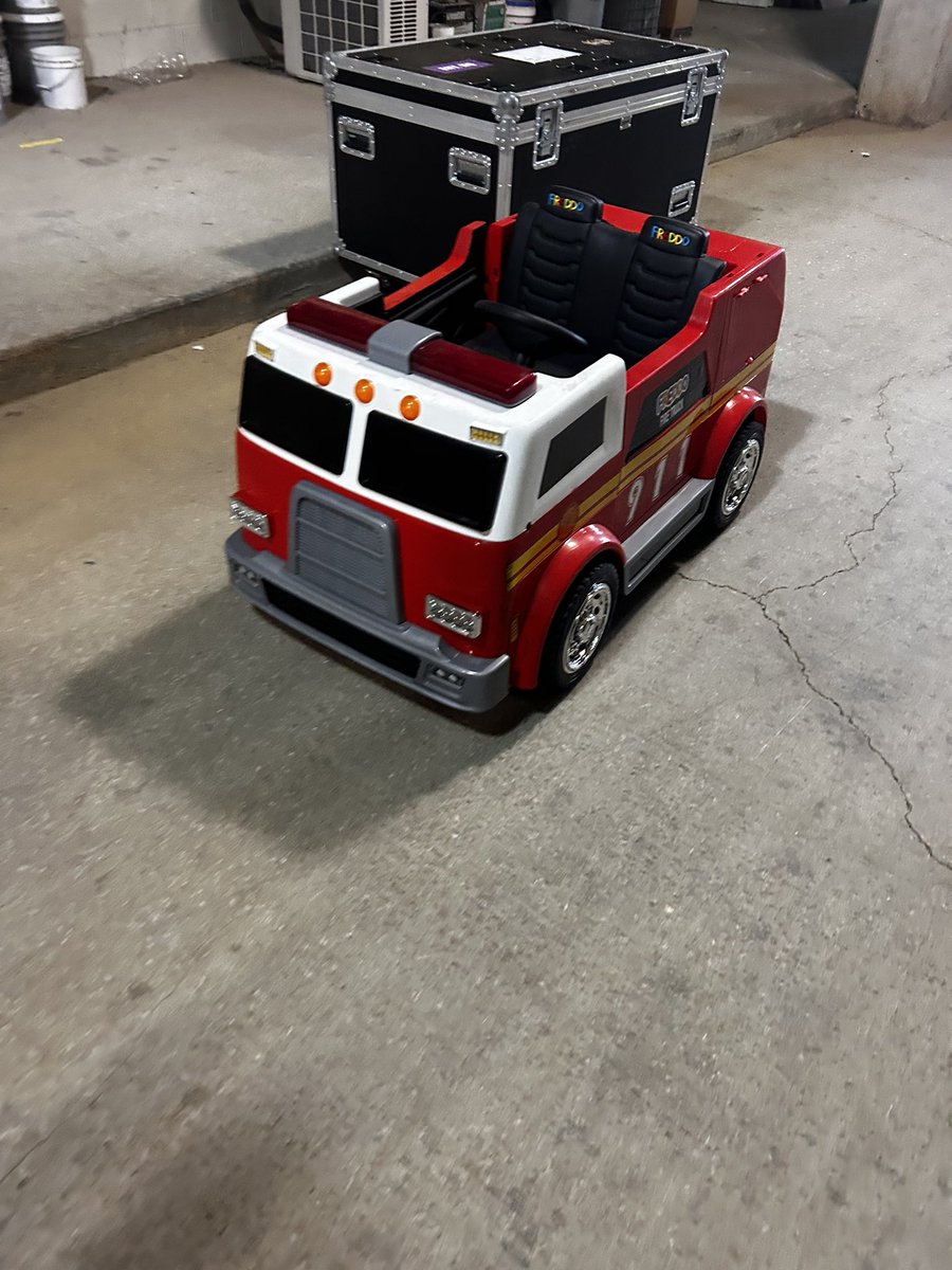 I mean this wasn’t the pro gator, I was hoping for but the rims are pretty sweet and lights make people move so I’ll take it.