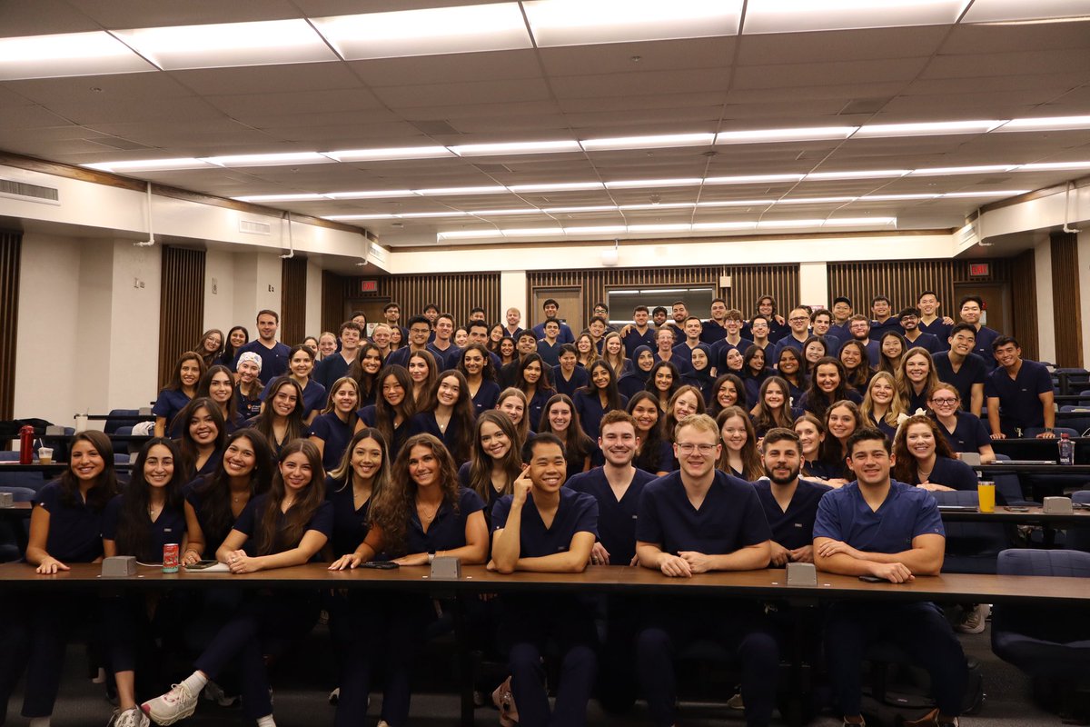 maddieals's tweet photo. 1st day as a second year dental student 🦷❤️ https://t.co/xbHzYOjJ89