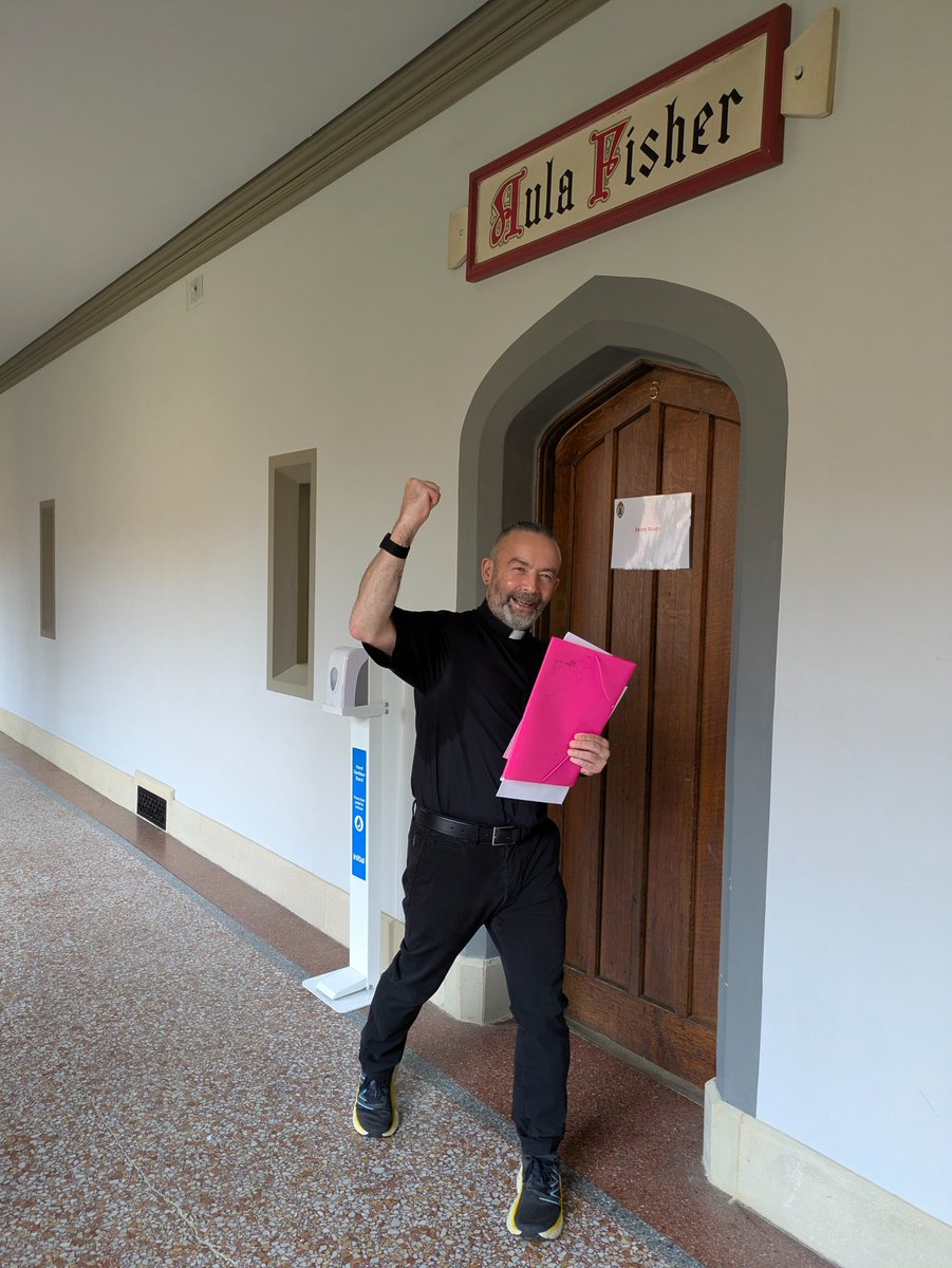 Congratulations from all <a href="/MaryvaleInst/">Maryvale Institute</a>  to our final year #BDivinity students on completing your exams.
Find out more about #BDiv: maryvale.ac.uk/bachelor-of-di…
<a href="/RCBirmingham/">RC Birmingham</a> <a href="/OscottCollege/">St. Mary's Seminary, Oscott</a>