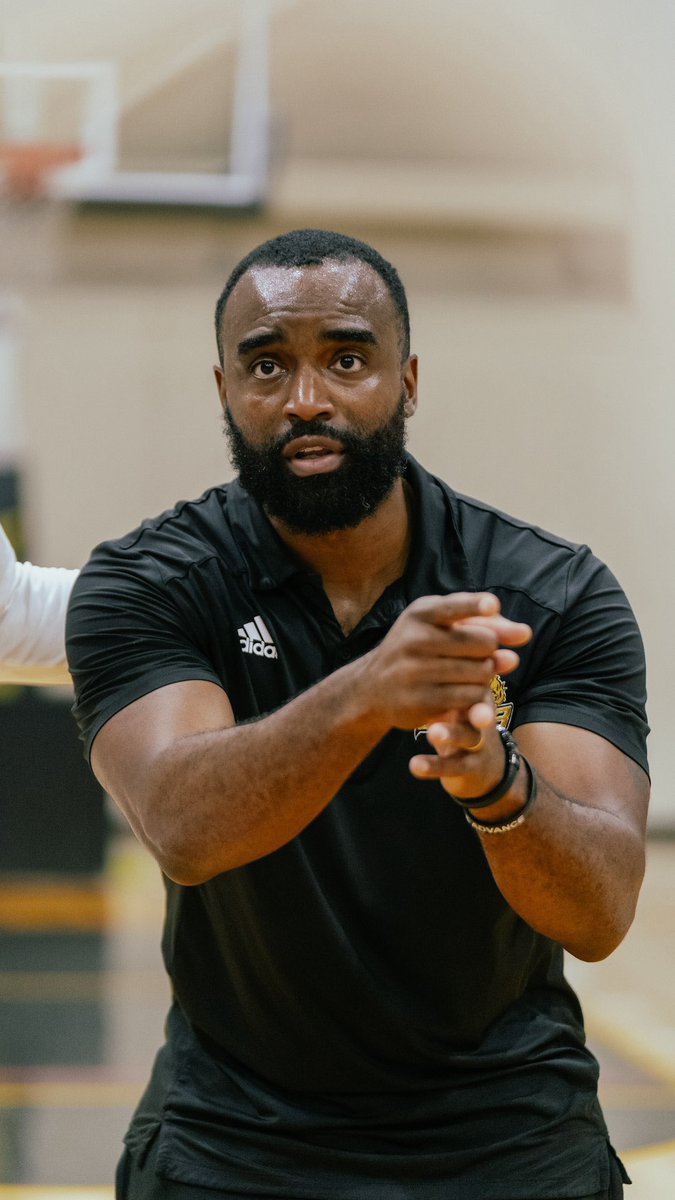 UAPBLionsMBB's tweet image. right to it ๐