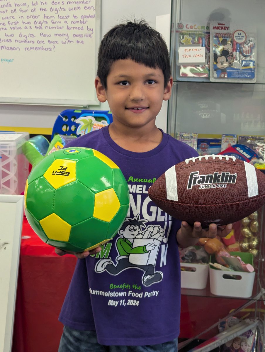 hersheymath's tweet photo. We’re back after the 4th! 🇺🇸✨
Time to shake off the fireworks &amp; jump back into math at Mathnasium of Hershey!
Let’s keep those skills sharp all summer long ➕📚

#MathnasiumHershey #SummerLearning #BackToMath #STEMkids #Mathnasium_of_Hershey https://t.co/lzwwi5qOC6