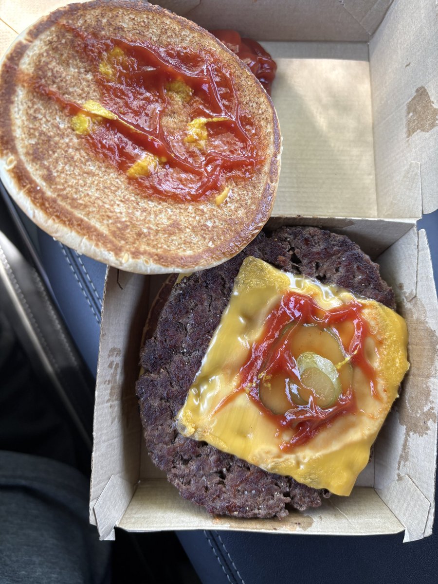 DBoone30's tweet photo. Hey @McDonalds are times really this tough? QPC now comes with 1.25 pickles, a few dabs of mustard and barely enough ketchup to cover half the bun? I know it’s been a while since I’ve had one, but JFC have they fallen off!! https://t.co/kowx03f37h