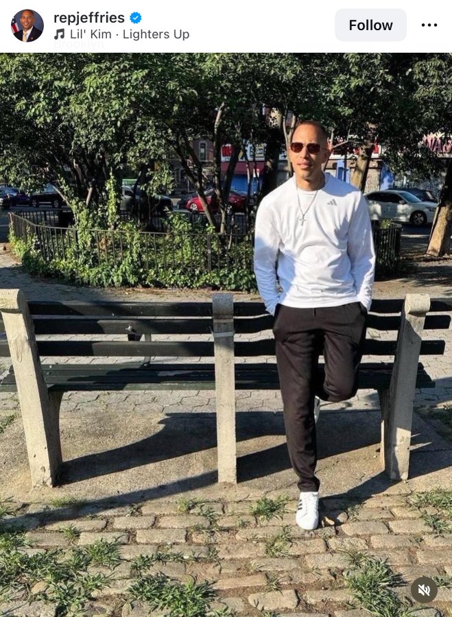 Either  Hakeem Jeffries photoshopped this picture and tried to convince people  it's real (which is typical for a politician of his 2nd-rate caliber),  or his farts are so hot they melted a plastic bench.