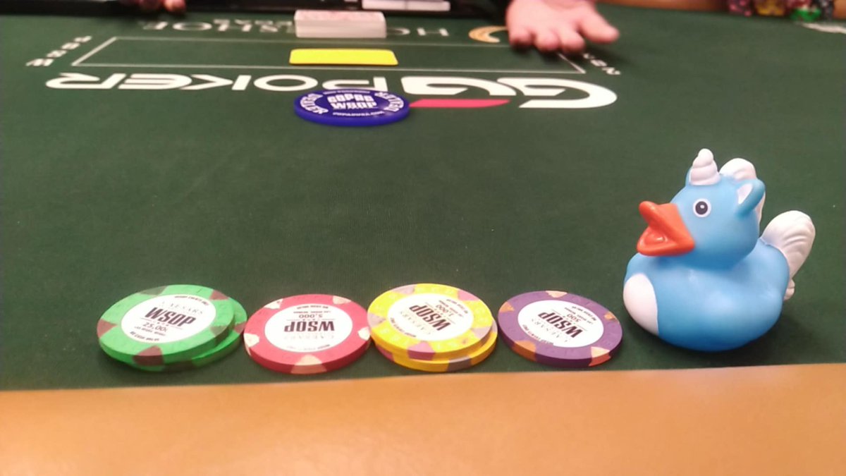 randomcrayon's tweet image. Playing the main #wsop