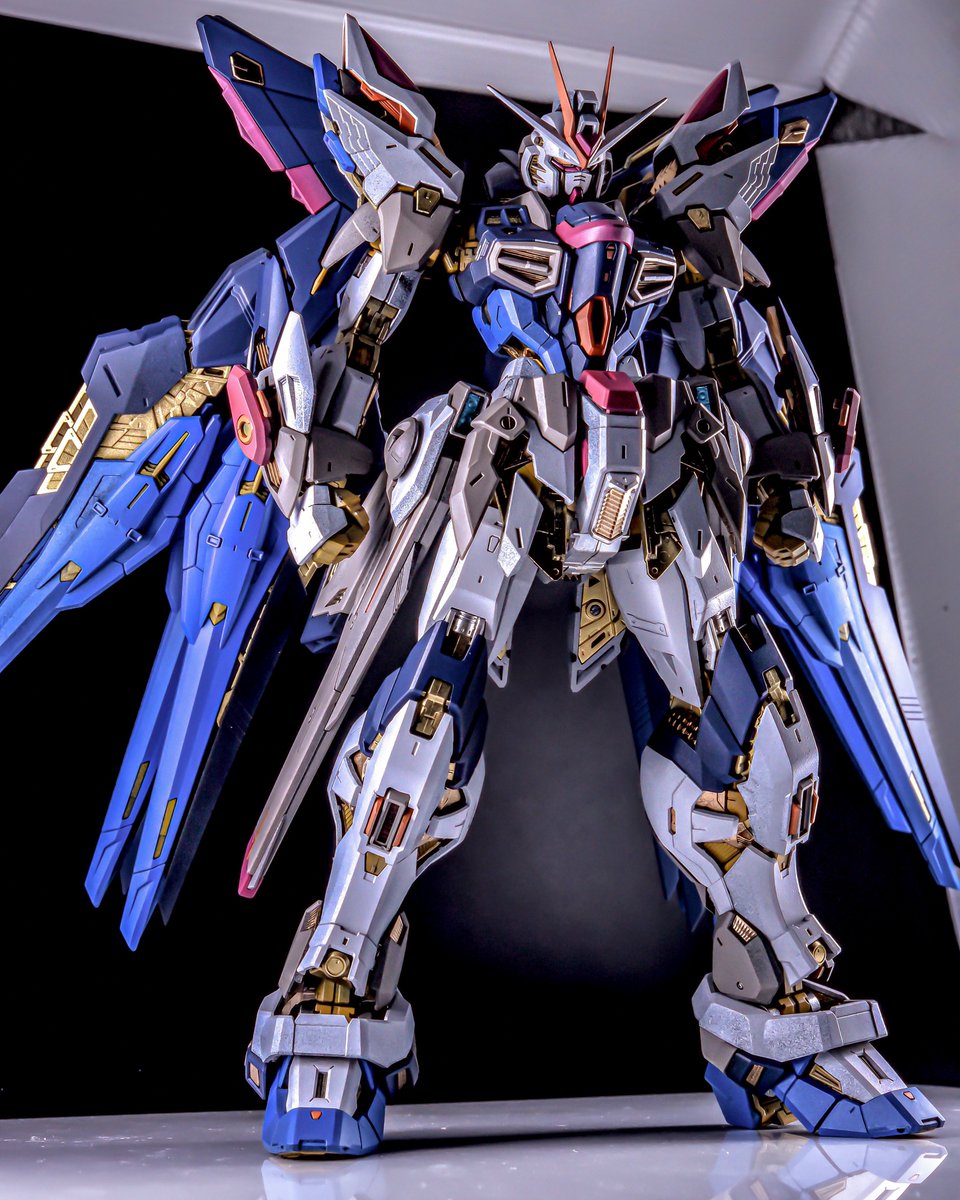 puras9211's tweet image. フォロワー様が43,000人を突破致しました
皆様、いつも私のガンプラを見て頂き本当にありがとうございます😌
#ガンプラ #gunpla