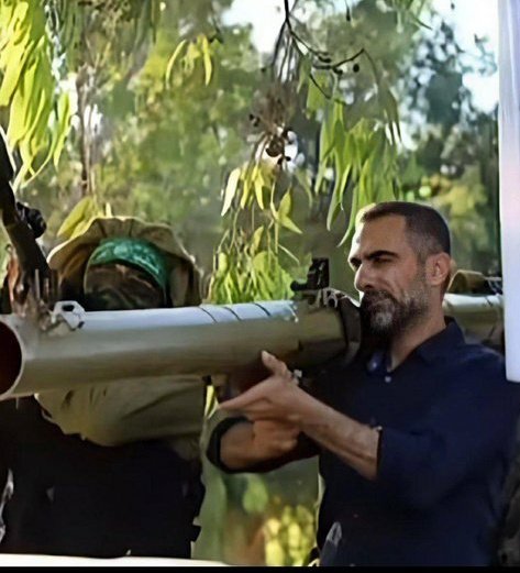 أرى فيه "السنوار" شكلاً ومضموناَ:

-حسين فياض قائد كتيبة بيت حانون