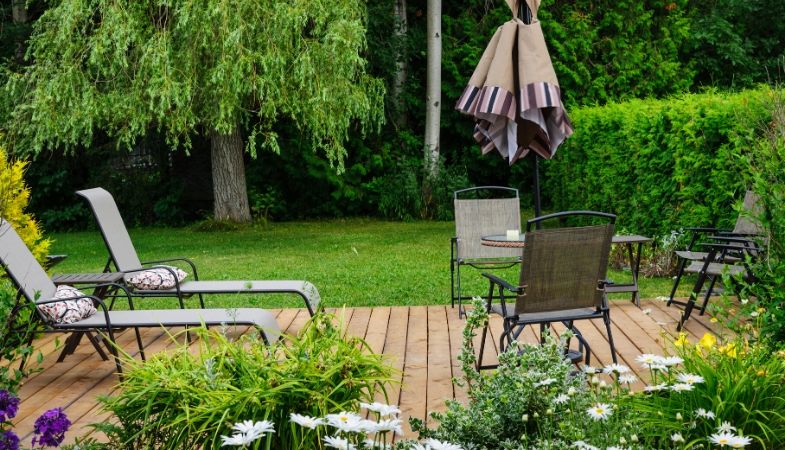 5 Things To Do To Prep Your Backyard for Summer