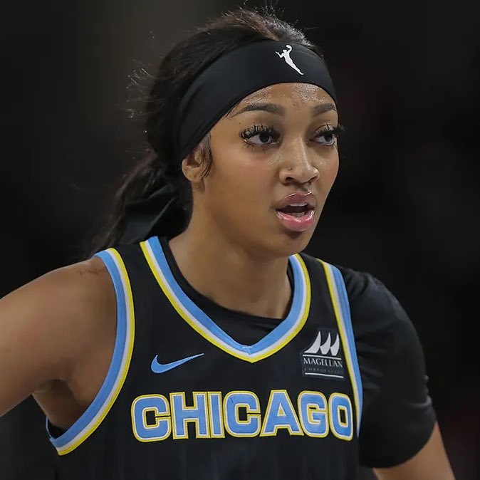 LegionHoops's tweet photo. Angel Reese is frustrated with the WNBA’s officiating after yesterday’s loss:

“It had to be fixed… and I don’t give a damn if I get fined because that sh** is cheap, and I am tired of this sh**.” 😳 https://t.co/6CDjJ49qyd