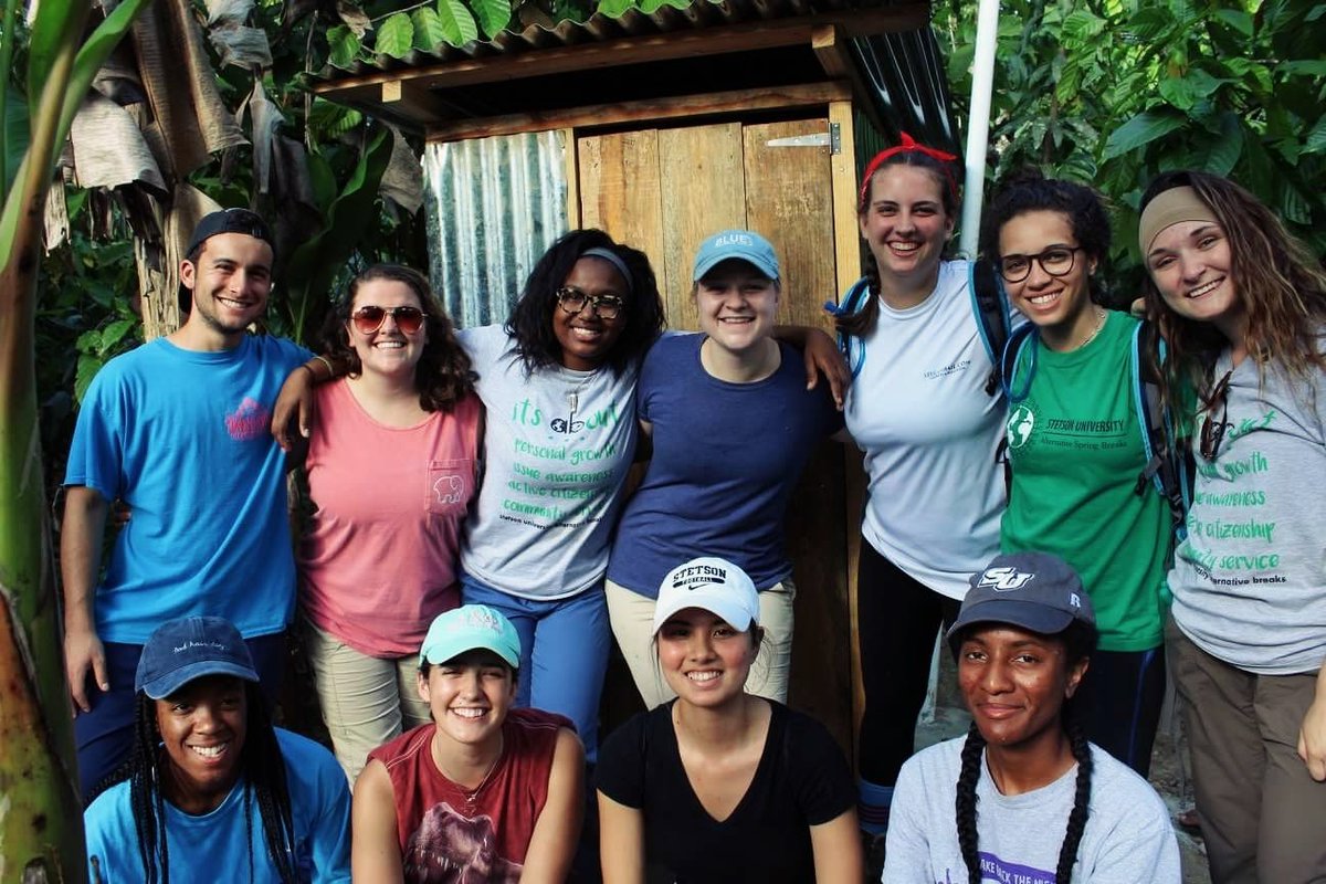 StetsonU's tweet image. We’re beyond proud to celebrate our alumna, Chelsea Seaver Lodge '20, who has been accepted into the Master of Public Health program at Harvard!
Chelsea is ready to leave her mark on the world!
Read More: bit.ly/3IgKyyr
#GoHatters | #StetsonU | #StetsonAlumni