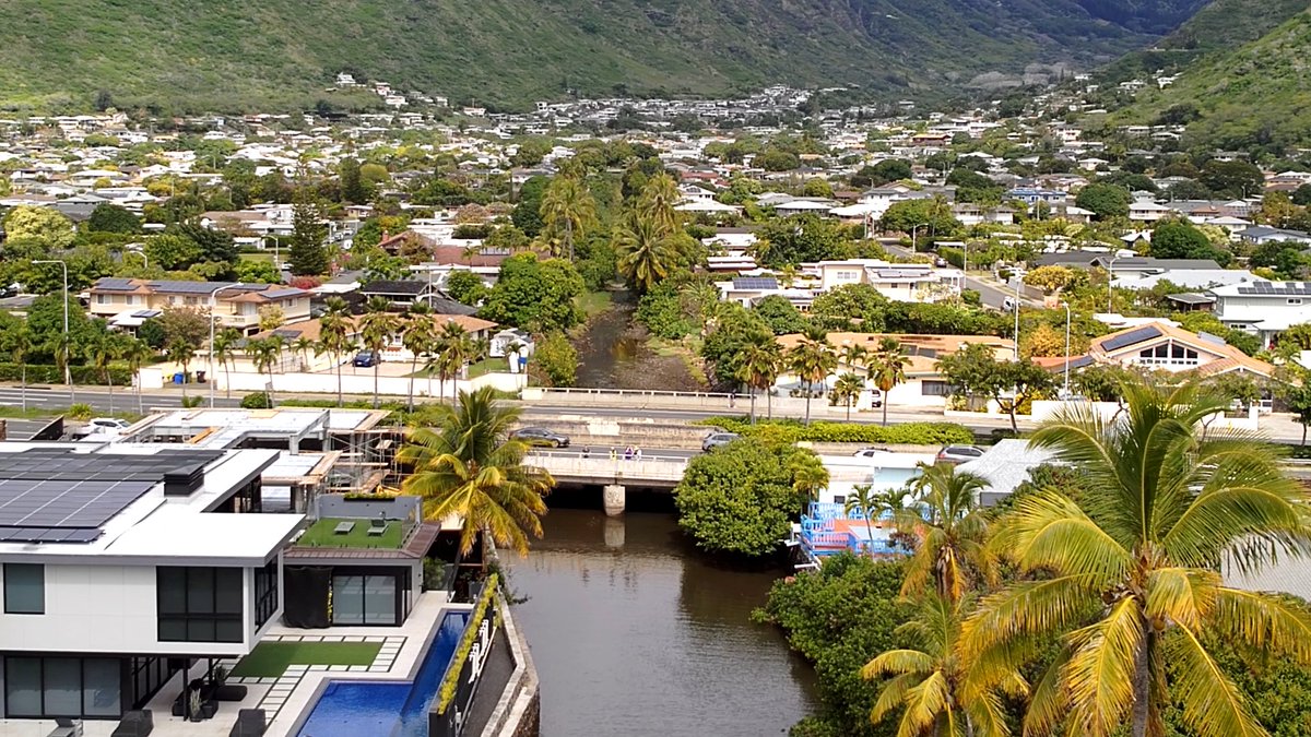 The <a href="/USACEHQ/">USACE HQ</a> and the <a href="/HonoluluGov/">City of Honolulu</a>'s  DDC will hold a public meeting on the #Wailupe Stream Flood Risk Management Study.
📅 Wednesday, July 16, 2025
🕕 6:00 – 7:45 p.m.
📍 Holy Nativity Church (Nave)
5286 Kalanianaʻole Hwy, Honolulu, HI 96821
Learn More: bit.ly/4nAGwRx