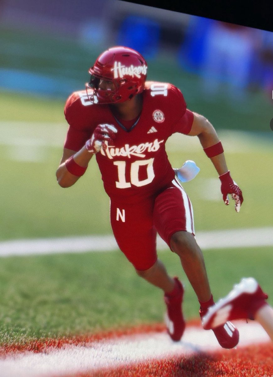 tookie319's tweet photo. @BarstoolHusker @4oh2boNEyard @EASPORTS https://t.co/XobqLSC321