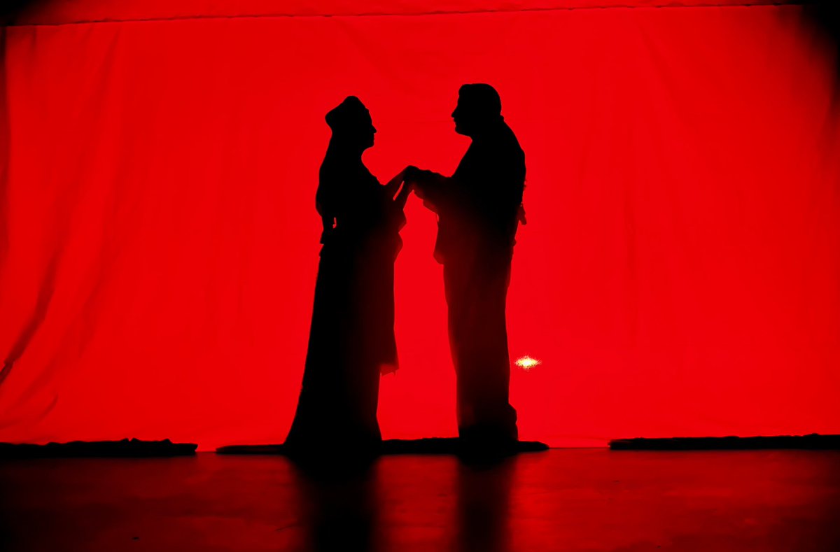 Îşev klîba “Ey av tu zelal î” me kêşand.
Ji Mamoste Alî Tekbaş û Serdar Canan re pîroz be🌸