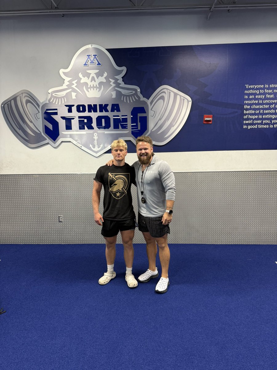 MrCoachMoon's tweet image. End of an era… pound for pound one of the strongest kids to come through Tonka Strong 🏴☠️
Up next… Air Force ✈️
Be great Vinny!