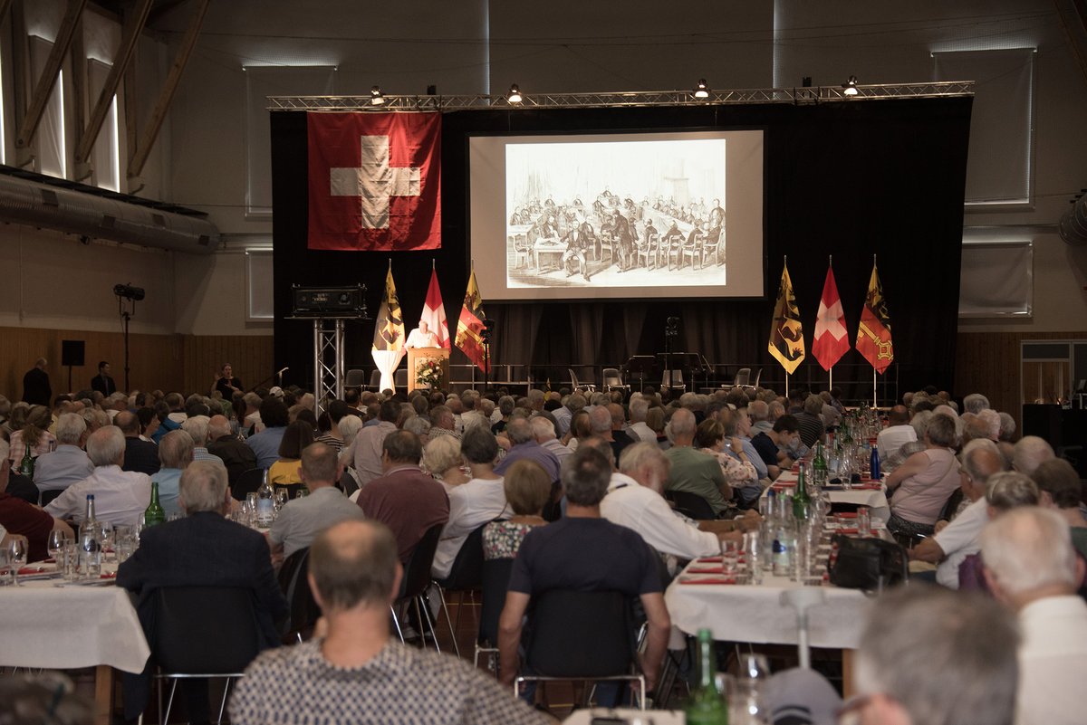 Pro_Suisse's tweet image. „Wer die Schweiz verstehen will, muss Dufour kennen.“
Am Samstag ehrte Alt-Bundesrat Christoph Blocher in Bern eine der prägendsten Persönlichkeiten der Schweizer Geschichte: General Guillaume Henri Dufour
Der Architekt des modernen Bundesstaates, Garant unserer Neutralität,…
