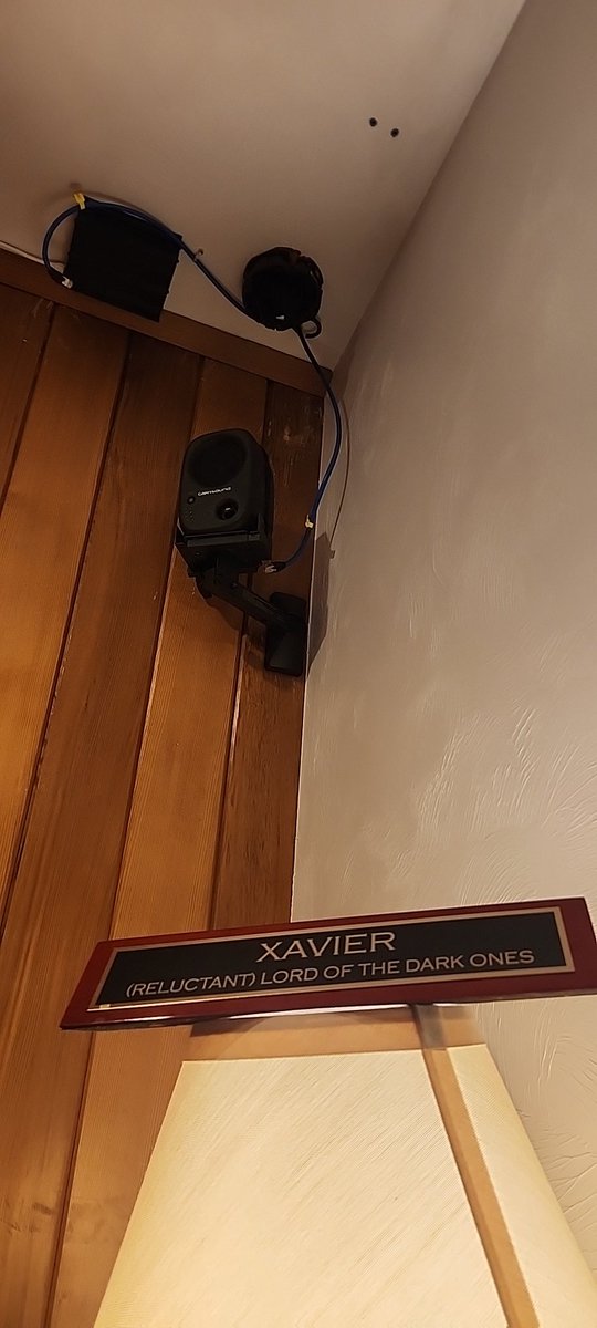 XavierRavenblood tweet media