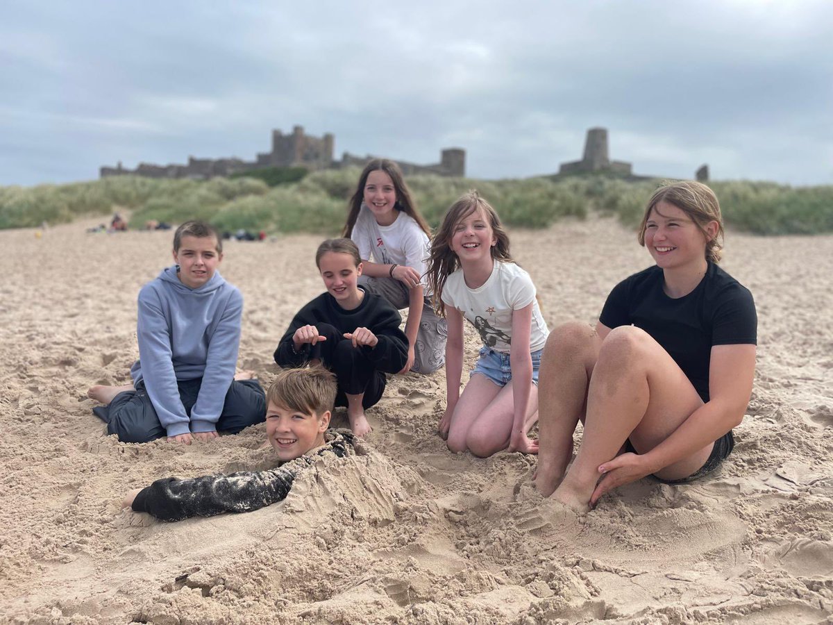 PockLower's tweet photo. No house camp would be complete without some time on Bamburgh beach. The place dreams are made #housecamp25 https://t.co/jtgNINavsA
