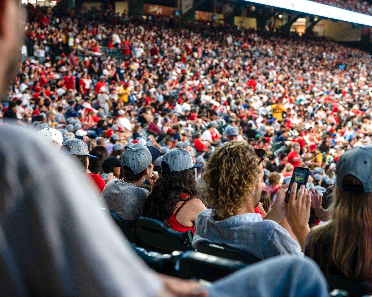 Already missing the fireworks? We've got you covered later this month at UC Irvine Night at Angel Stadium! Postgame fireworks, jerseys, pregame festivities and more. Visit the link below to grab your tickets TODAY! 🎆

🎟️ | bit.ly/3xylMEP

#TogetherWeZot | #UCIrvineNight