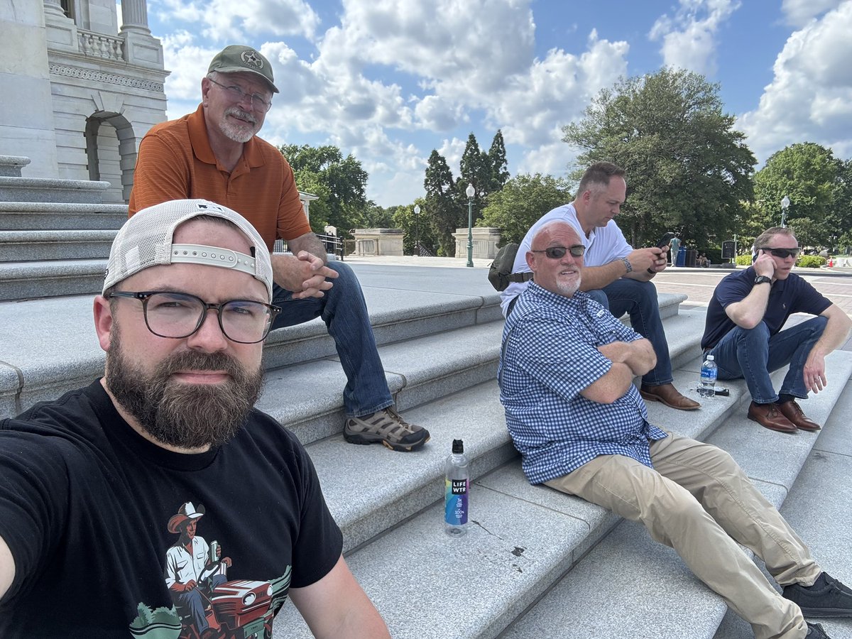 The boys are back in town. 😎🇺🇸
#MAGA ⁦<a href="/MOFreedomCaucus/">Missouri Freedom Caucus</a>⁩