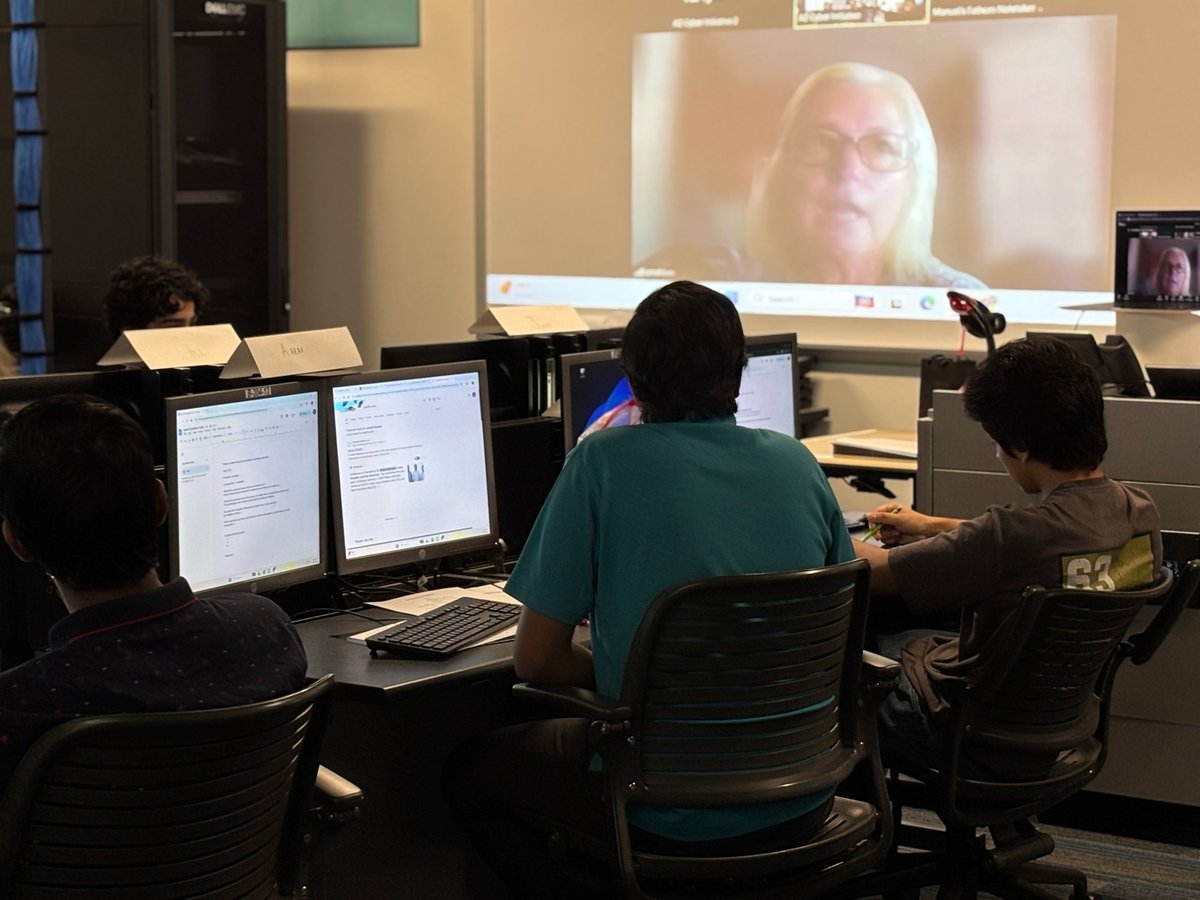 az_cyber's tweet image. A huge thank you to Andrea Ahlsen, Cybersecurity Awareness Manager, for an incredibly insightful session at the 2025 Summer Cyber Bootcamp. Andrea's message perfectly aligned with our core mission: preparing the next generation for the complexities of our digital world.