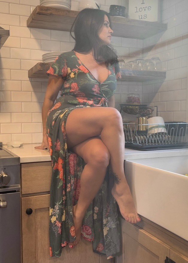 I am single lonely and looking for a serious relationship that will last forever , dm if interested ❤️