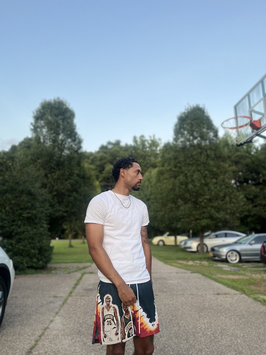 prezz111's tweet photo. This summer feeling ☀️ https://t.co/pPReRBk8sU