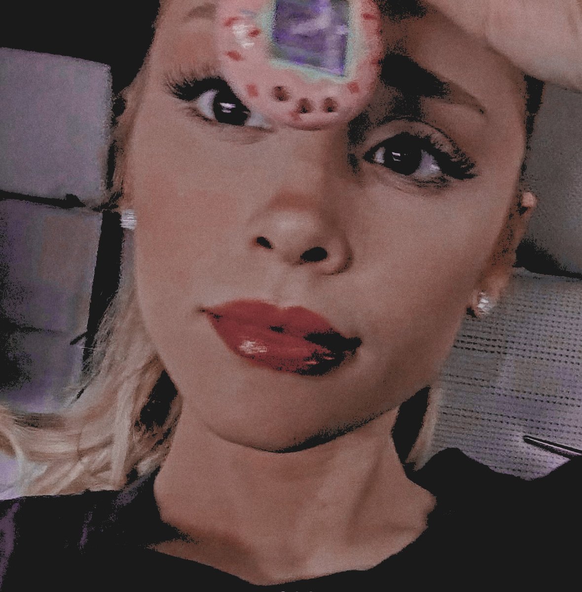 moondustgold's tweet image. ⠀
⠀⠀⠀⠀⠀⠀────── sorry I didn't respond to your message, I was making sure my tamagotchi won't die.
⠀