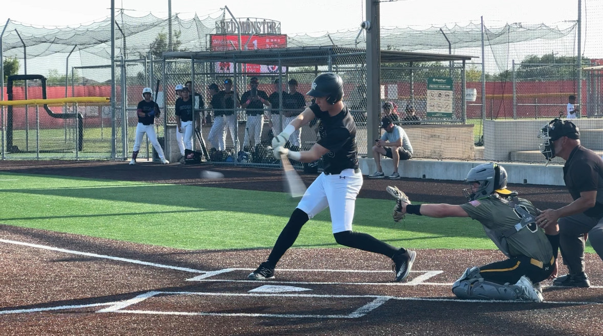 Dustin McComas (@dustinlmccomas) on Twitter photo ✍️ <a href="/FiveTool/">Five Tool Baseball</a> #PudgeWC Individual Player Reports (Part 1⃣)
Over 5⃣0⃣ player reports including...
🤩 <a href="/HLeonard27/">Hudson Leonard</a>, <a href="/DillonNorris14/">Dillon Norris</a>, <a href="/maverikmaddux/">Maverik Maddux</a>
📈 <a href="/Romandbaseball/">Roman Derichsweiler</a>, <a href="/masondesai_/">Mason Desai</a>
👀 <a href="/LeonidesGonza17/">Leo Gonzalez</a>
🫡 <a href="/HallmarkGrayson/">Grayson hallmark</a>
And MORE...
👉 READ: fivetool.org/news/pudge-wc-… ✍️ <a href="/FiveTool/">Five Tool Baseball</a> #PudgeWC Individual Player Reports (Part 1⃣)
Over 5⃣0⃣ player reports including...
🤩 <a href="/HLeonard27/">Hudson Leonard</a>, <a href="/DillonNorris14/">Dillon Norris</a>, <a href="/maverikmaddux/">Maverik Maddux</a>
📈 <a href="/Romandbaseball/">Roman Derichsweiler</a>, <a href="/masondesai_/">Mason Desai</a>
👀 <a href="/LeonidesGonza17/">Leo Gonzalez</a>
🫡 <a href="/HallmarkGrayson/">Grayson hallmark</a>
And MORE...
👉 READ: fivetool.org/news/pudge-wc-…