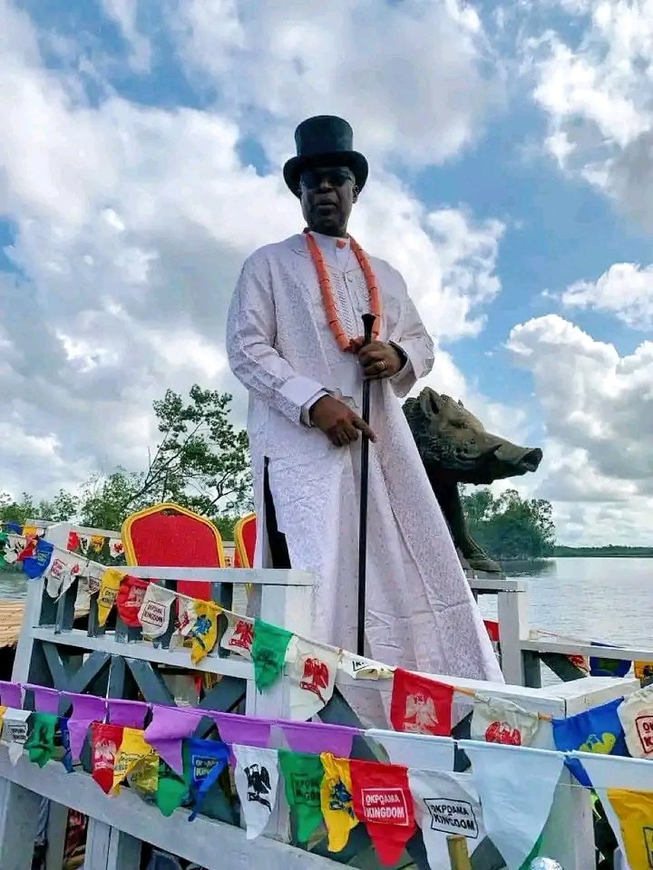 whiitetyger's tweet image. The Traditional Omugu-Aru (Boat Regatta) Dazzles in Okpoama-Brass in Honour of H.E. Chief Timipre Marlin Sylva’s 61st Birthday
The waters of Okpoama-Brass came alive in a breathtaking display of colour, rhythm, and cultural pride as the traditional Omugu-Aru (Boat Regatta)