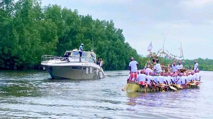 whiitetyger's tweet image. The Traditional Omugu-Aru (Boat Regatta) Dazzles in Okpoama-Brass in Honour of H.E. Chief Timipre Marlin Sylva’s 61st Birthday
The waters of Okpoama-Brass came alive in a breathtaking display of colour, rhythm, and cultural pride as the traditional Omugu-Aru (Boat Regatta)