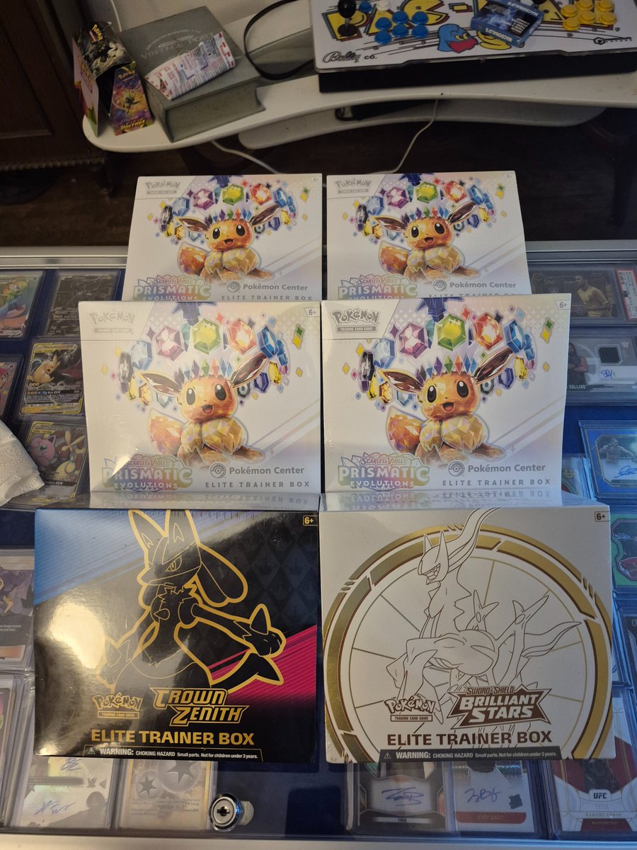 alexandreolscam's tweet photo. Might be my crasiest trade yet for some promos tag team and few other cards im now owner of 8 pokemon center prismatic etb https://t.co/21FgxAeGnL