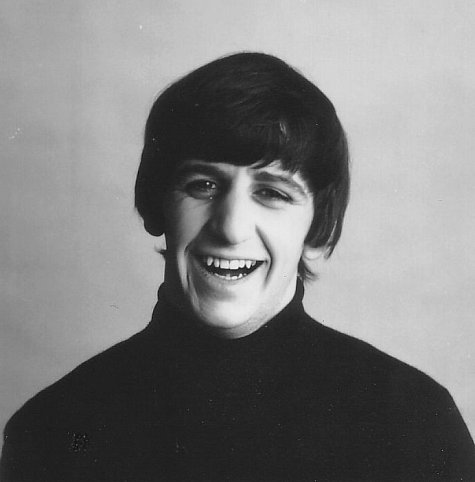 acervoringo's tweet image. 🏆TOP 10 ERAS DO RINGO STARR
🏅10° Lugar (5 votos + desempate): Beatlemania (1964)