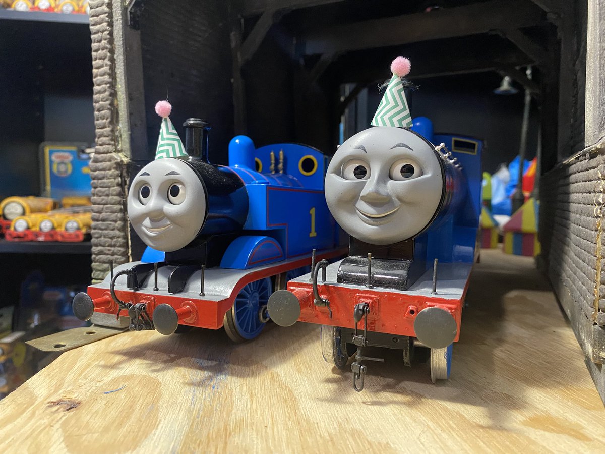CrypticClay's tweet image. Today is my birthday!!! Would’ve posted sooner but I was to busy :p