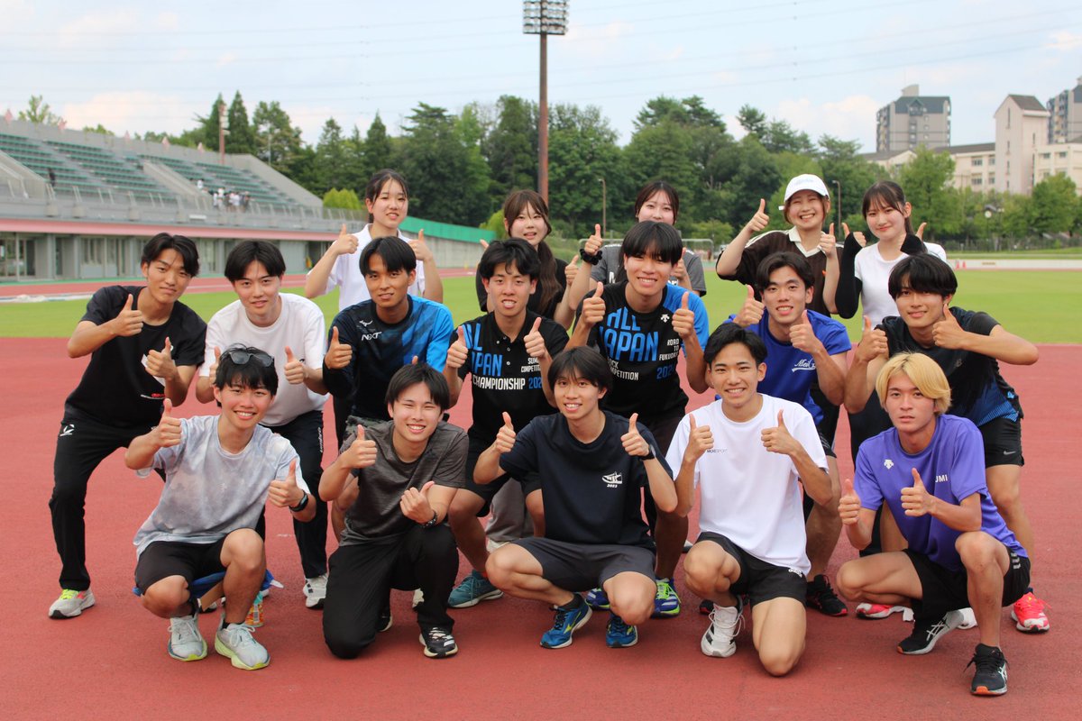 meiji_tf's tweet photo. 2025.07.05
【早大同記録会】in上柚木公園陸上競技場

この早大同が今年初の大きな大会となりました‼️✨️
新しいメンバーで普段の大会よりも楽しい雰囲気でとても素敵なスタートを切れました𖤐  ̖́-
これからそれぞれ大会、夏合宿に向けて体調には気をつけながら頑張っていきましょう〜🖐🏻❤️‍🔥

 #明大同 https://t.co/anWBMOPGyP