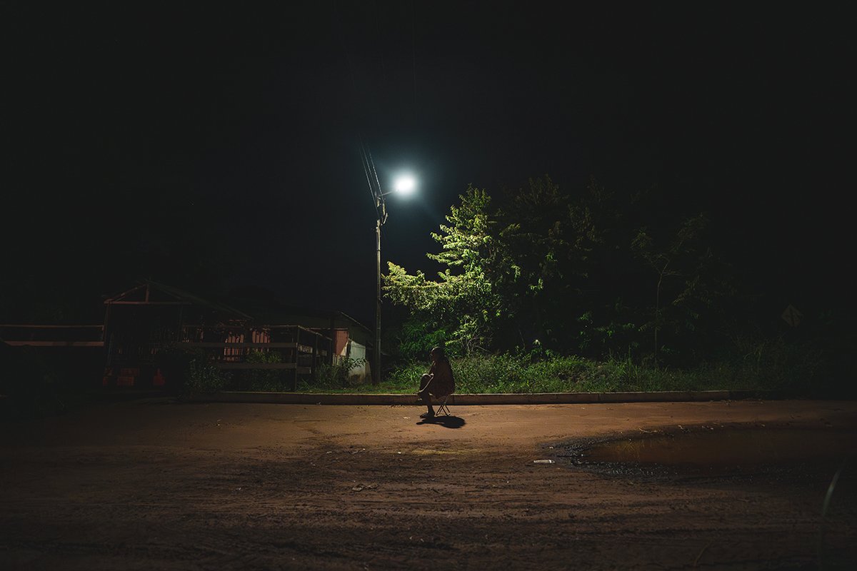 La capital del Vichada quedó a oscuras por un negocio millonario del grupo Santo Domingo, apoyado por el gobierno de @ivanduque.

En Vichada hubo 1.733 apagones entre 2022 y 2024 y se multiplicaron las deudas por un contrato de energía hecho a la medida de los Santo Domingo (uno