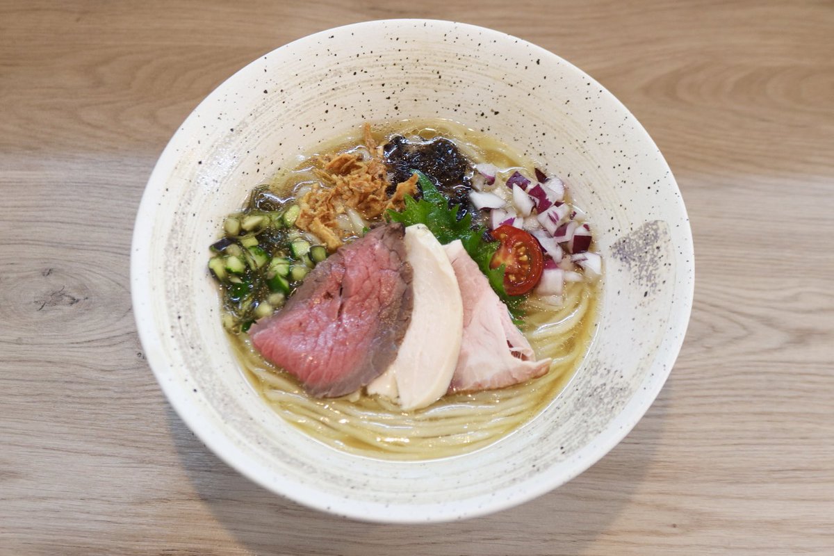 ebisoba_hiiro's tweet image. \ニボコン、今年も登場/
東京・秋葉原の名店「麺処ほん田」さんが開発した
あの《ニボコン》が今年も名古屋にやってきます!
【販売情報】
📅 7/8(火)販売スタート!
🍚 追い飯付き
🕒 昼夜 各10~15食限定(※日によって変動あり)
緋彩verの特別なニボコン、
ぜひこの機会にご賞味ください!