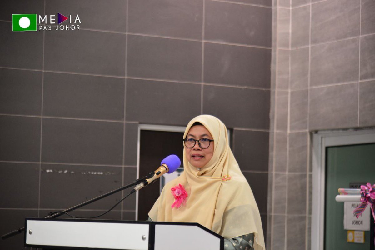pas_johor's tweet photo. Sabtu lepas telah berlangsungnya Himpunan Amilin Kebajikan PAS Johor 2025 yang diadakan di Kompleks Pendidikan Islam &amp; Tahfiz Al-Hikmah, Kulai. 

Turut diadakan Pelancaran Tabung Amilin PAS Kawasan Peringkat Negeri Johor dan Pertubuhan Kebajikan Dakapan Kasih Negeri Johor. https://t.co/y8Bp1QxzmL