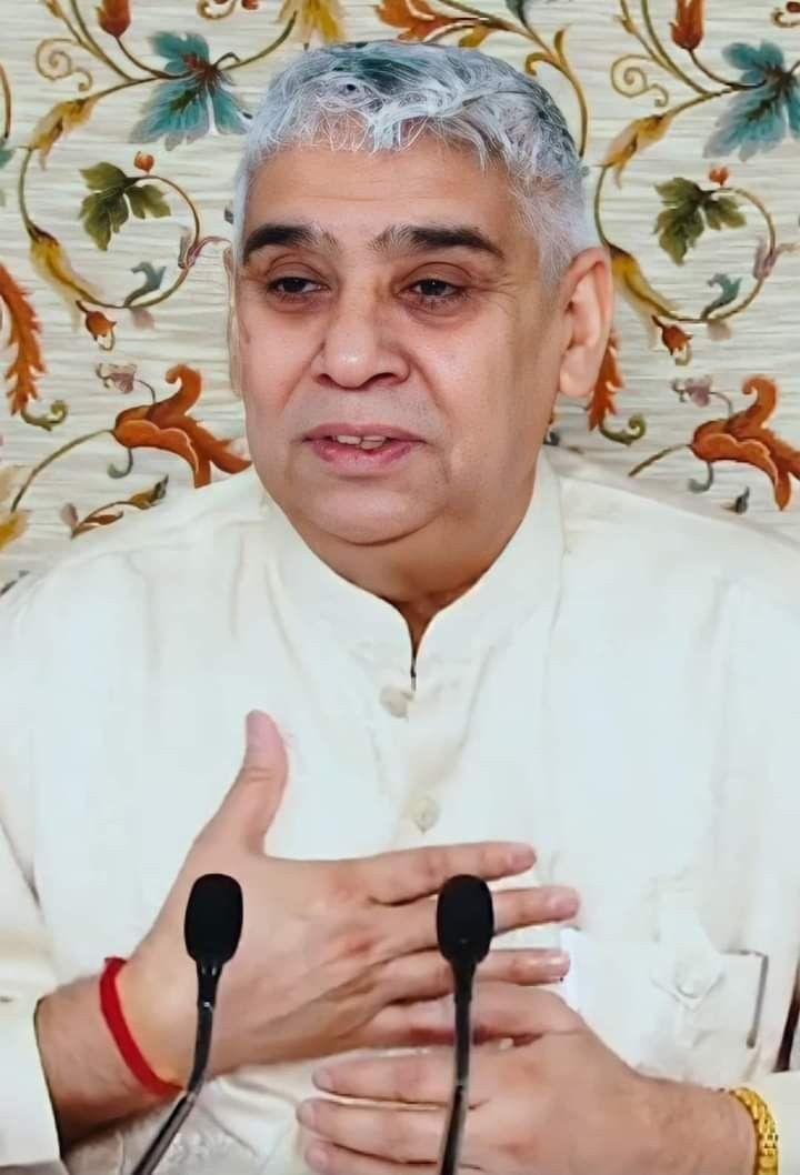 Pawan Kumar H.P (100%X) 7m Followar (@pawanda65232035) on Twitter photo #рд╕рдд_рднрдХреНрддрд┐_рд╕рдВрджреЗрд╢
"рдЧреБрд░реВ рдЬреА" рдмрддрд╛рддреЗ рд╣реИрдВ рдХрд┐ рдЬрдм рдпреЗ рдЬреНрдЮрд╛рди рд╕реБрдирддреЗ рд░рд╣реЛрдЧреЗ рднрдХреНрддрд┐ рдХрд░рддреЗ рд░рд╣реЛрдЧреЗ рддреЛ рд░рд╣ рд░рд╣рдХрд░ рд░реЛрдирд╛ рдЖрдПрдЧрд╛!
рдФрд░ рдзреАрд░реЗ-рдзреАрд░реЗ рднрдХреНрддрд┐ рдмрдврд╝рддреА рдЬрд╛рдПрдЧреАред рдлрд┐рд░ рдЙрдирдореБрдирд┐ рд╕реНрдерд┐рддрд┐ рд╣реЛ рдЬрд╛рдПрдЧреАред
рдХреБрдЫ рднреА рдХрд░рдирд╛ рдЕрдЪреНрдЫрд╛ рдирд╛ рд▓рдЧреЗрдЧрд╛!
рдпрд╣рд╛рдВ рд╕реЗ рдирд┐рдХрд▓рдирд╛ рд╣реА рдЕрдЪреНрдЫрд╛ рд▓рдЧреЗрдЧрд╛...ЁЯЩВ
рдЧрд░реАрдм, рдмреЗрдж рдирд╛ рдмреЗрджрди рдЬрд╛рдирд┐рдпрд╛, рдореЗрд░реЗ рдХрд░реНрдХ рдХрд▓реЗрдЬреЗ рдорд╛рд╣...ЁЯТШЁЯеА #рд╕рдд_рднрдХреНрддрд┐_рд╕рдВрджреЗрд╢
"рдЧреБрд░реВ рдЬреА" рдмрддрд╛рддреЗ рд╣реИрдВ рдХрд┐ рдЬрдм рдпреЗ рдЬреНрдЮрд╛рди рд╕реБрдирддреЗ рд░рд╣реЛрдЧреЗ рднрдХреНрддрд┐ рдХрд░рддреЗ рд░рд╣реЛрдЧреЗ рддреЛ рд░рд╣ рд░рд╣рдХрд░ рд░реЛрдирд╛ рдЖрдПрдЧрд╛!
рдФрд░ рдзреАрд░реЗ-рдзреАрд░реЗ рднрдХреНрддрд┐ рдмрдврд╝рддреА рдЬрд╛рдПрдЧреАред рдлрд┐рд░ рдЙрдирдореБрдирд┐ рд╕реНрдерд┐рддрд┐ рд╣реЛ рдЬрд╛рдПрдЧреАред
рдХреБрдЫ рднреА рдХрд░рдирд╛ рдЕрдЪреНрдЫрд╛ рдирд╛ рд▓рдЧреЗрдЧрд╛!
рдпрд╣рд╛рдВ рд╕реЗ рдирд┐рдХрд▓рдирд╛ рд╣реА рдЕрдЪреНрдЫрд╛ рд▓рдЧреЗрдЧрд╛...ЁЯЩВ
рдЧрд░реАрдм, рдмреЗрдж рдирд╛ рдмреЗрджрди рдЬрд╛рдирд┐рдпрд╛, рдореЗрд░реЗ рдХрд░реНрдХ рдХрд▓реЗрдЬреЗ рдорд╛рд╣...ЁЯТШЁЯеА