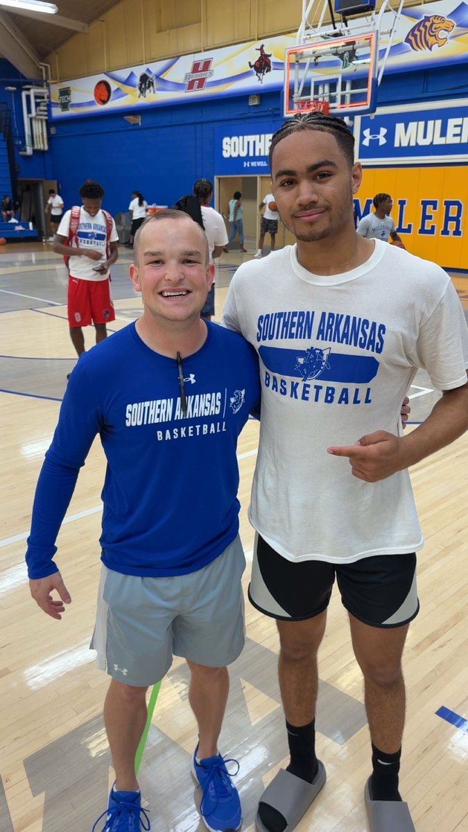 Carson (@scott1_2026) on Twitter photo Had lots of fun at <a href="/MuleriderHoops/">SAU Basketball</a> camp today! Thanks to <a href="/Coach_Tucek/">Justin Tucek</a> <a href="/CoachMarkRut/">Mark Rutledge</a> for giving me the opportunity to showcase my talent! Had lots of fun at <a href="/MuleriderHoops/">SAU Basketball</a> camp today! Thanks to <a href="/Coach_Tucek/">Justin Tucek</a> <a href="/CoachMarkRut/">Mark Rutledge</a> for giving me the opportunity to showcase my talent!