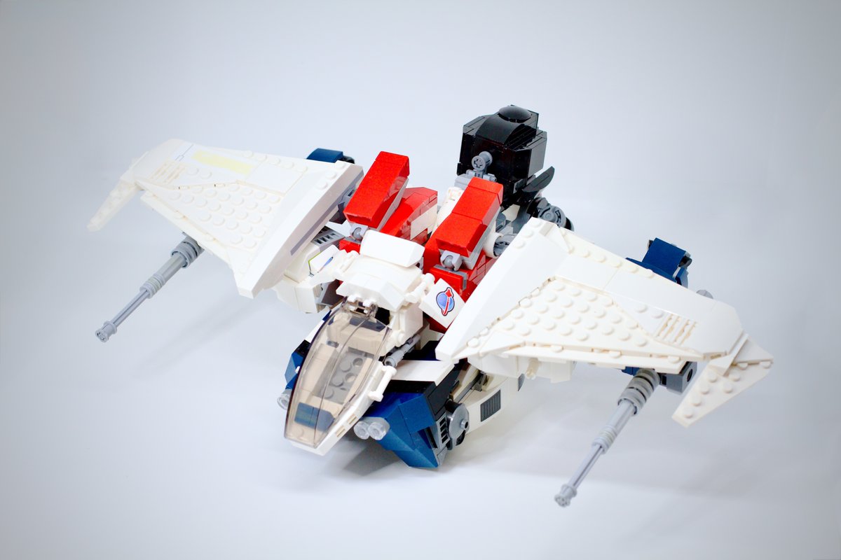 An attempt at a Lego Starscream...

Does it transform? Eh....sort of... 😅

#Transformers
#Lego
#toyphotography