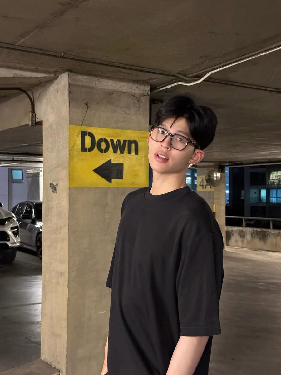 evaxzu's tweet photo. https://t.co/2wyJO8r3i8