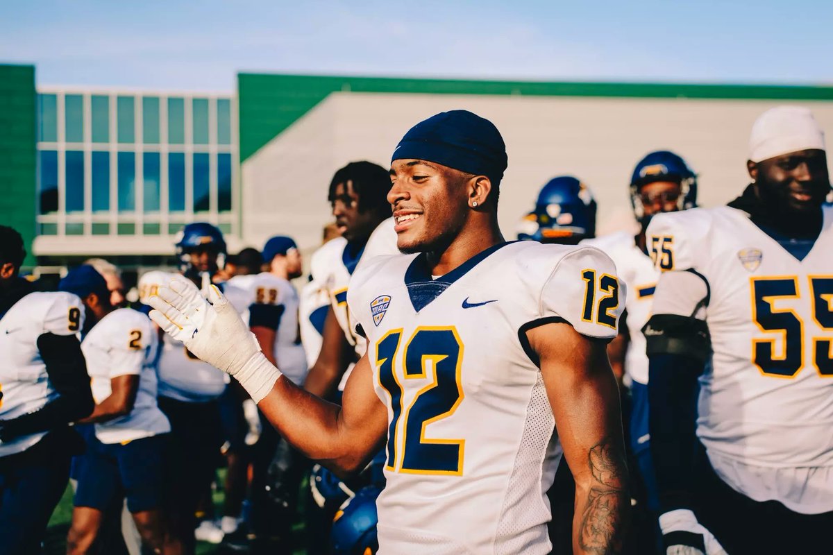 HERO Sports (@herosportsnews) on Twitter photo ๐ธ#CFB G5 Spotlight๐ธ
Toledo CB Avery Smith (<a href="/AverySmith2022/">Avery Smith</a>)
-2025 Sr.
-5-10, 185 lbs
-All-MAC Second Team
-Tied for 2nd in the FBS with 14 PBUs to go with 2 INTs and 58 tackles in 2024
๐ธ<a href="/ToledoFB/">Toledo Football</a>
<a href="/CoachCandle/">Jason Candle</a> <a href="/vkehres/">Vince Kehres</a> <a href="/CoachRossWatson/">Ross T Watson</a> <a href="/Coach_Eliano/">Perry Eliano</a> <a href="/SSN_Toledo/">Sidelines - Toledo ๐</a> ๐ธ#CFB G5 Spotlight๐ธ
Toledo CB Avery Smith (<a href="/AverySmith2022/">Avery Smith</a>)
-2025 Sr.
-5-10, 185 lbs
-All-MAC Second Team
-Tied for 2nd in the FBS with 14 PBUs to go with 2 INTs and 58 tackles in 2024
๐ธ<a href="/ToledoFB/">Toledo Football</a>
<a href="/CoachCandle/">Jason Candle</a> <a href="/vkehres/">Vince Kehres</a> <a href="/CoachRossWatson/">Ross T Watson</a> <a href="/Coach_Eliano/">Perry Eliano</a> <a href="/SSN_Toledo/">Sidelines - Toledo ๐</a>