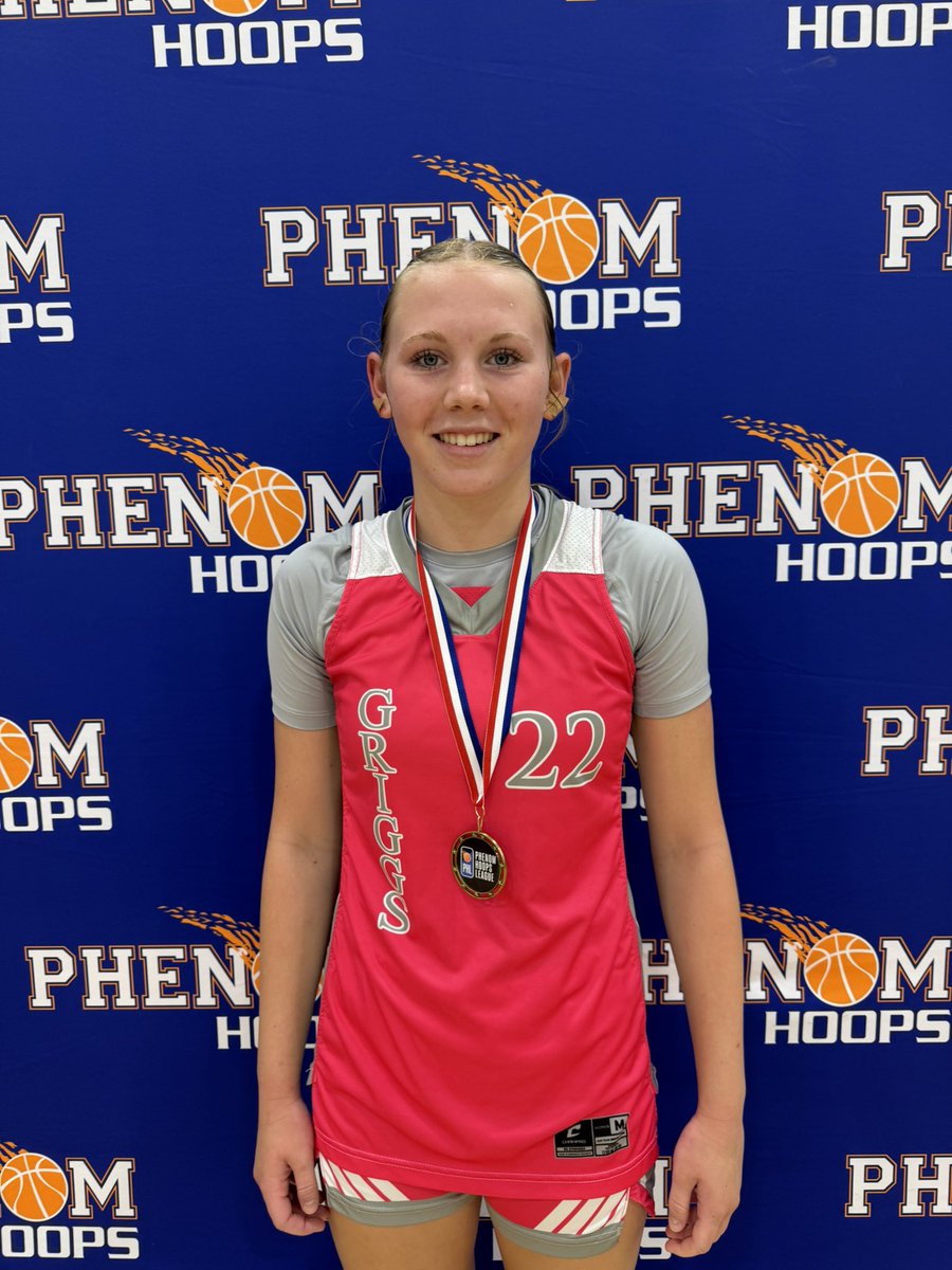 2029 Ella Kollman (Team Griggs) I really like Ella’s game a ton. When aggressive she’s extremely tough to guard for anyone. She can rebound, shoot, dribble, defend, etc.. She’s a name to watch going into HS ball I expect her to impact her program from the start. #PXBNationals