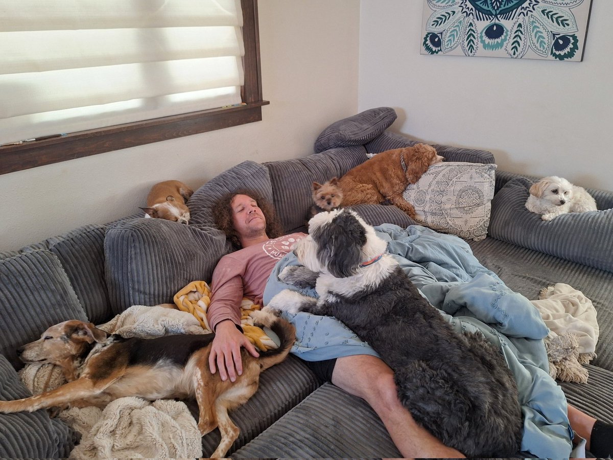 MrPuckett tweet media