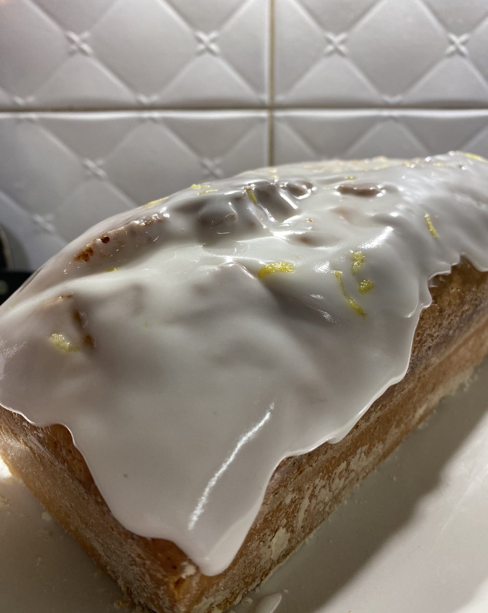 mincuddie's tweet image. hola chicas me compran budín