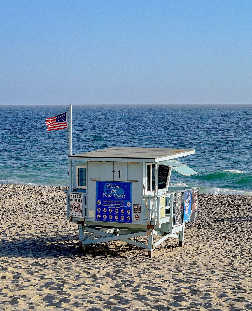 Cariloha's tweet photo. Celebrating freedom from scratchy sheets this year 🇺🇸 Enjoy 30% off sitewide! https://t.co/jLkmbGwwRe
