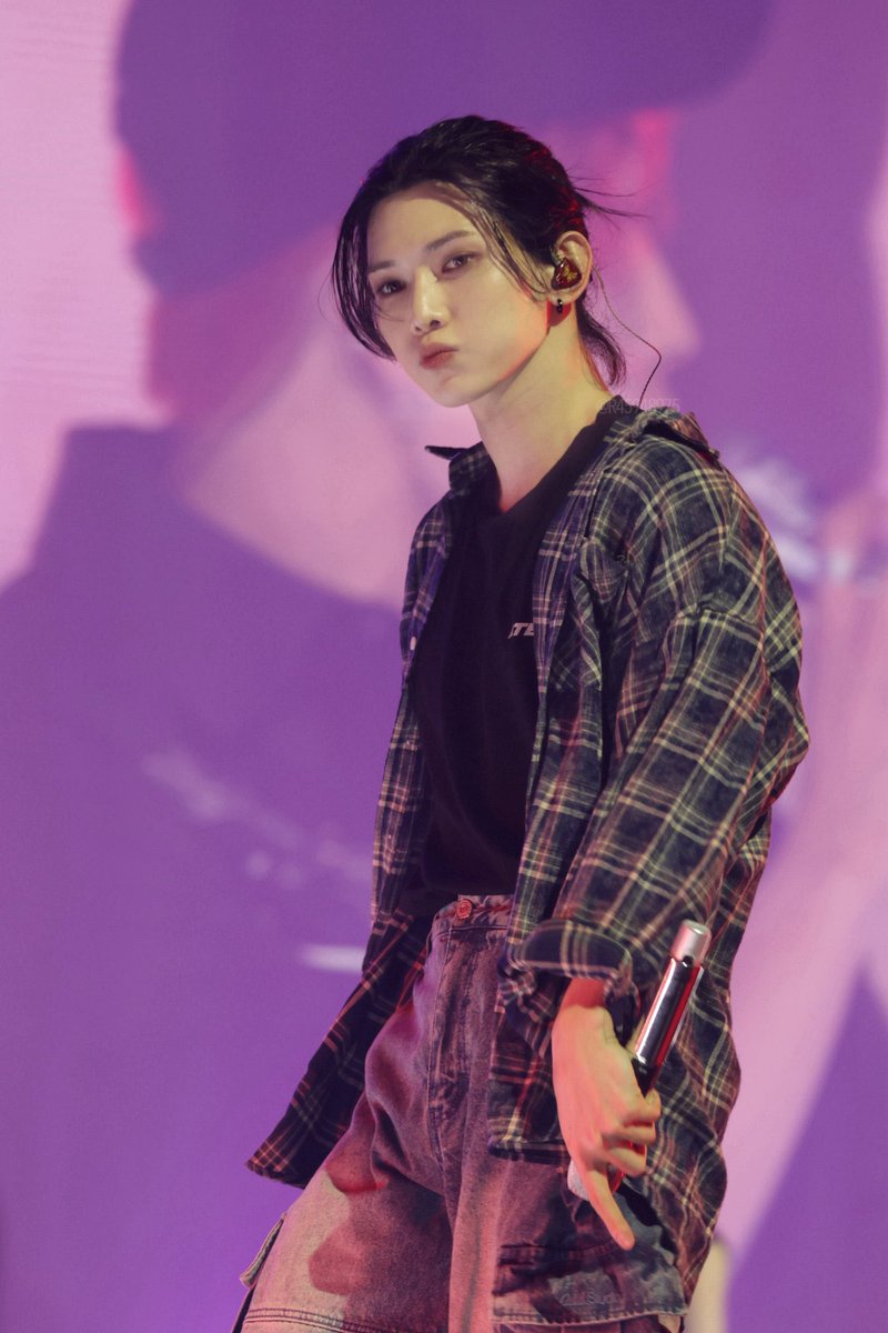 daily ateez concerts tweet media