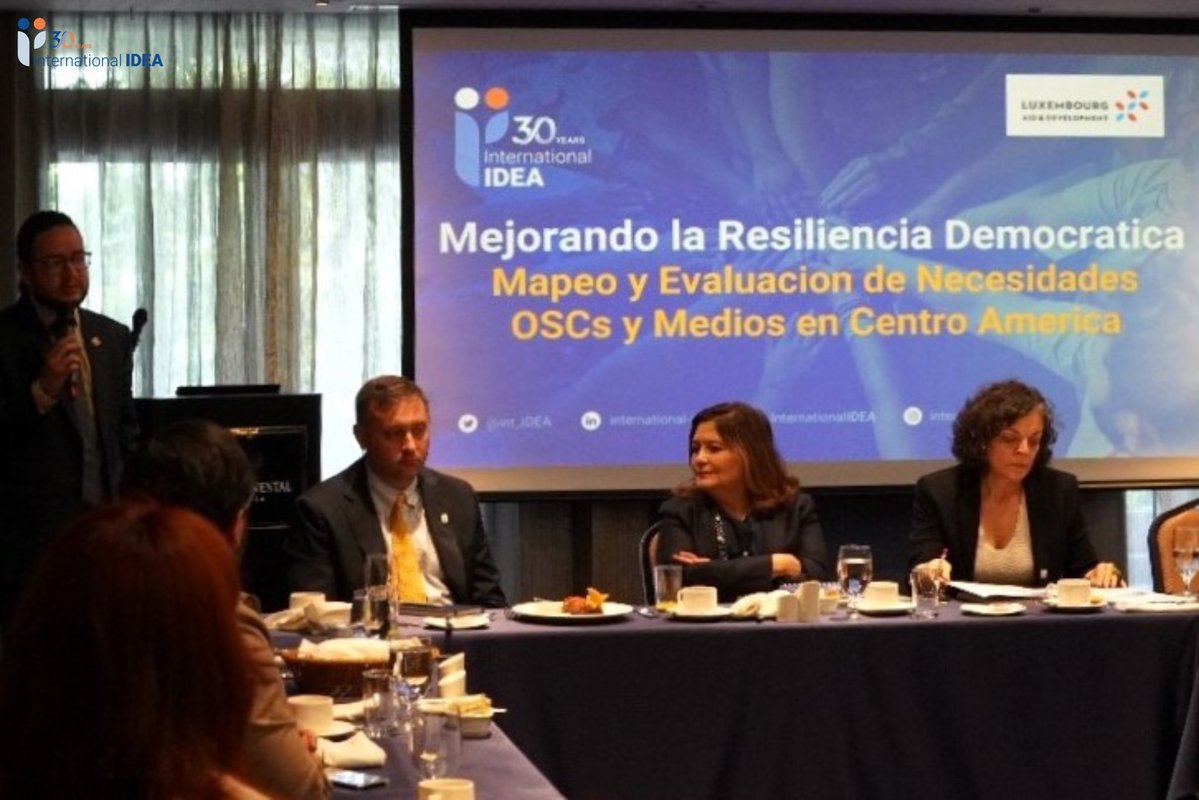 IDEA_Int_Chile's tweet image. 🇬🇹Estuvimos en Guatemala del 2 al 5 de julio, en una misión clave para fortalecer la resiliencia democrática del país, de cara a las elecciones de segundo grado de 2026.
Esta visita se inserta en el marco del proyecto “Mejorando la resiliencia democrática en Centroamérica”, que…