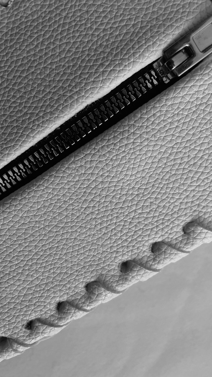 Phaus626Phaus's tweet image. phaus_fashion I like being different whenever I design, creating something regular but with an original style and idea, not being a total cliche version that's viewed everywhere #thenotebook #notebookbag #bag#baglover #fypシ゚viral #Reels 
#phaus_fashion