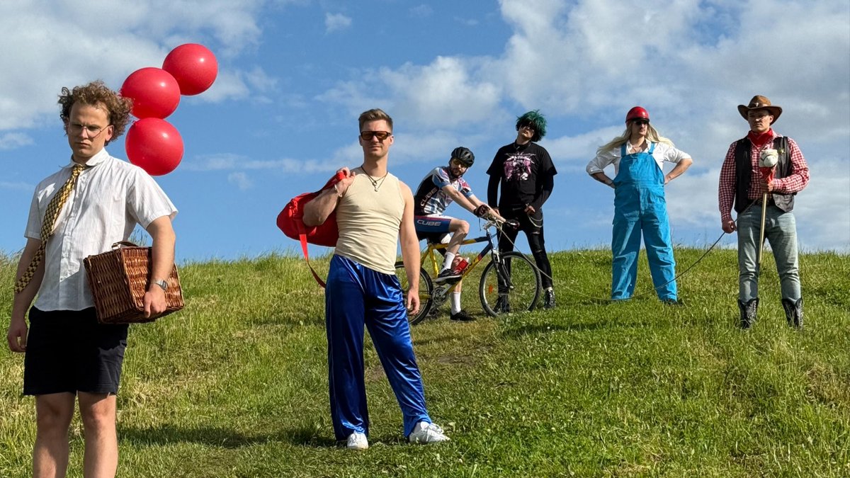 Grupa “Citi Zēni” atklāj, kas ir dzīvē galvenais un izdod vasarīgu singlu kā arī videoklipu par šo tēmu - Mūzikas video muzikas-video.lv/jaunumi/1646